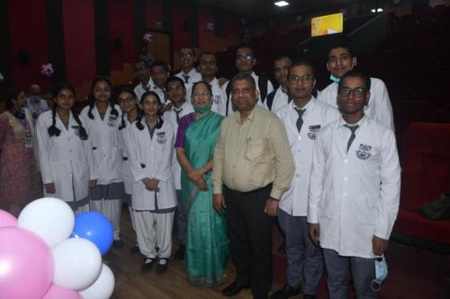 8. With-students-of-IGIMS-27.06.2022